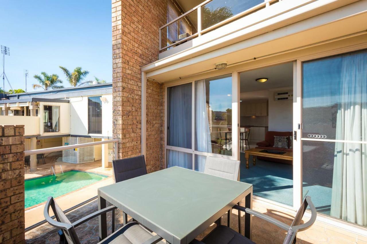 Black Dolphin Motel & Apartments Merimbula Buitenkant foto