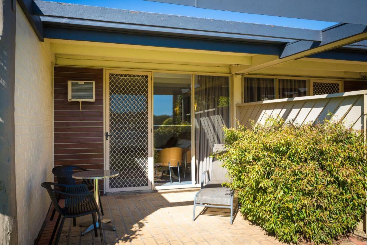 Black Dolphin Motel & Apartments Merimbula Buitenkant foto