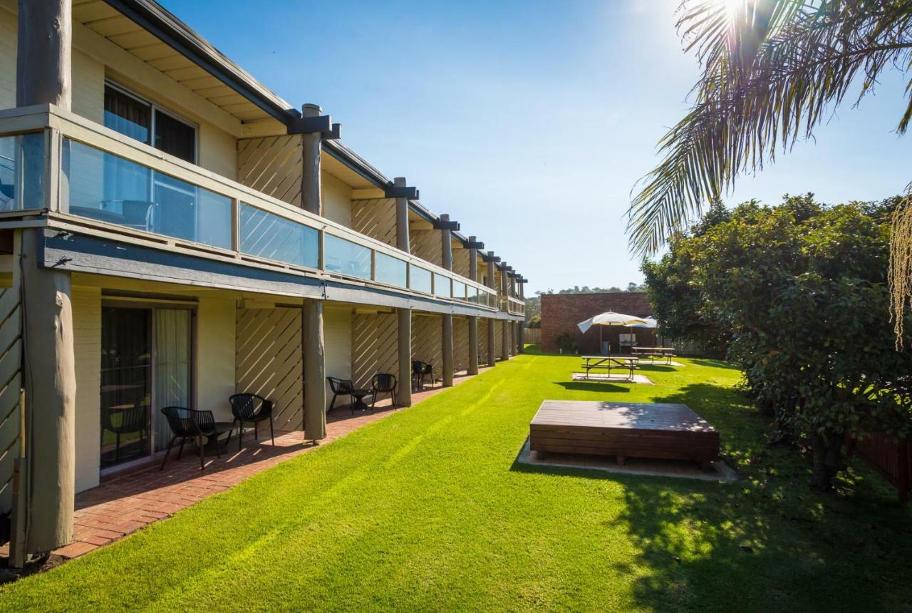 Black Dolphin Motel & Apartments Merimbula Buitenkant foto